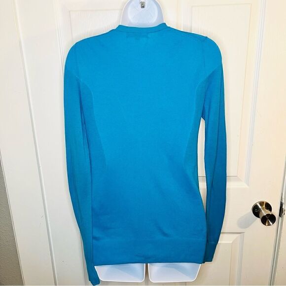 GAP Classic Longline Solid Color VNeck Cardigan Sweater Button Surf Pipe Blue XS - Picture 8 of 10